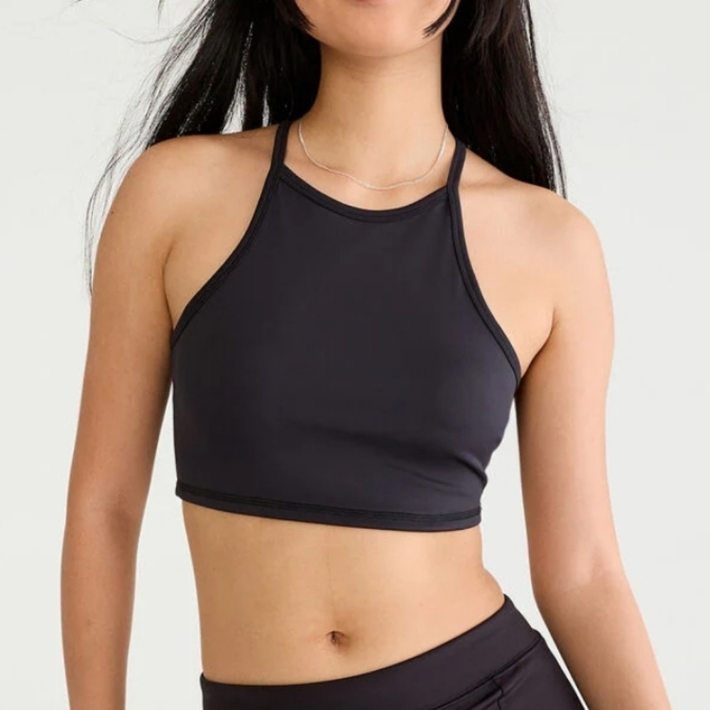 AÉROPOSTALE Flex High-Neck Active Tank. Black. Size Large. Good preowned conditi